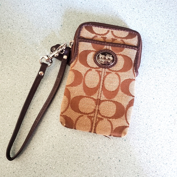 Coach Bags Coach Wristlet Brown Signature Pattern Poshmark